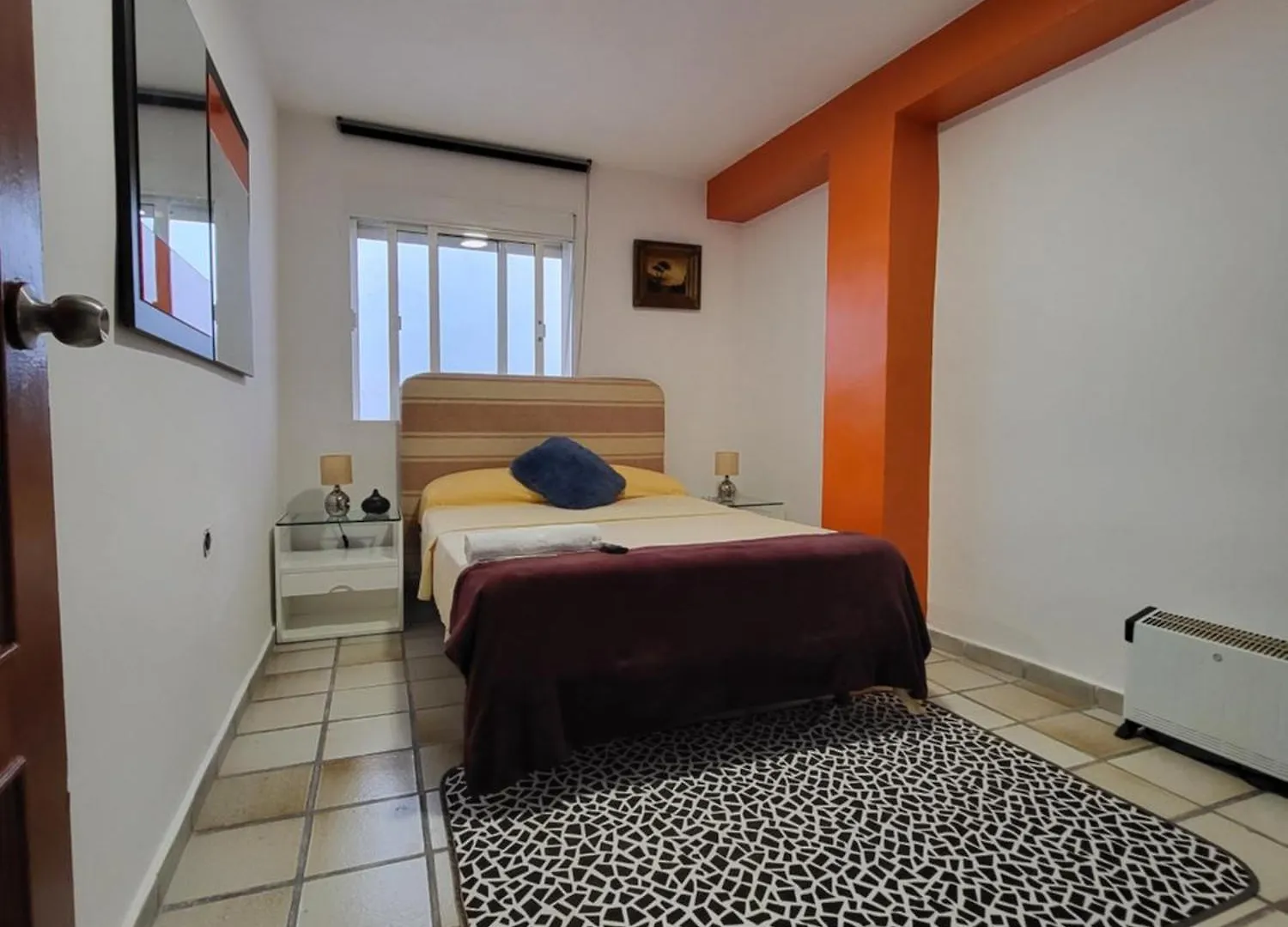 Habitacion Muy Centrica. Granada Homestay
