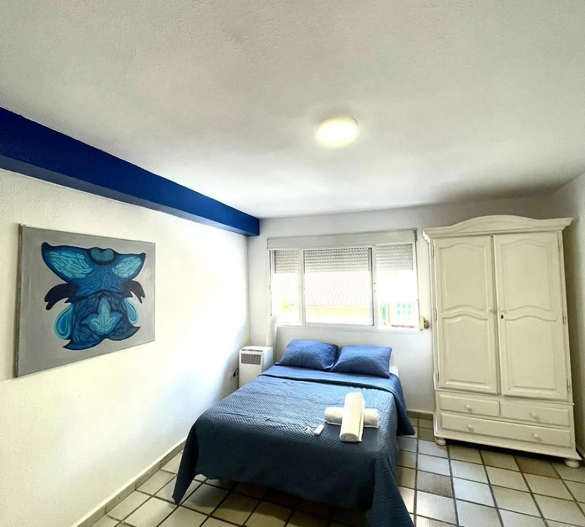 Habitacion Muy Centrica. Granada Homestay